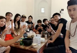 聚餐短视频,一场聚餐短视频的味蕾盛宴